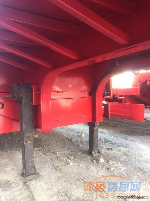富华挂车直销订制格式全新挂车，半挂车，轻体半挂车