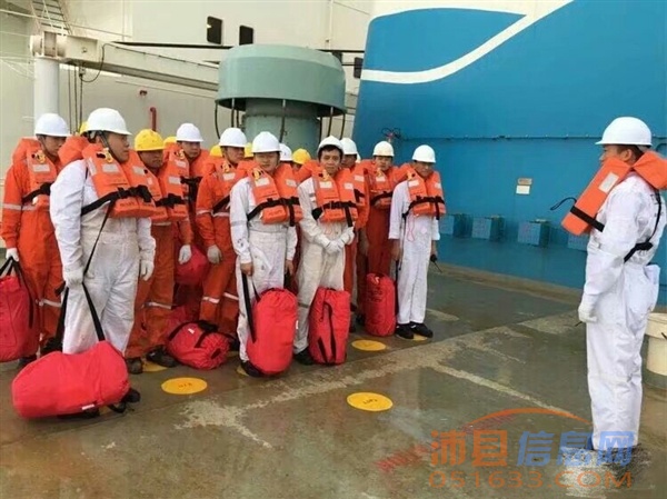 高薪直招海员水手机工大厨（有无经验）包吃住